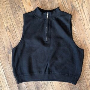 Black Sleeveless Zip-Up Fleece Top